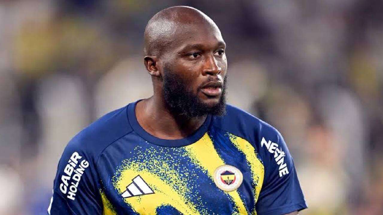 Fenerbahçe'de Aziz Yıldırım'dan Lukaku kararı: İmzası daha kurumamıştı, fişi çekildi! 3